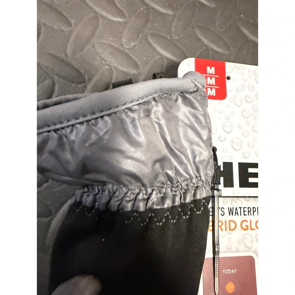 HEAD Waterproof Hybrid Gloves Medium Sensatec Touchscreen Quilted Womens NWT